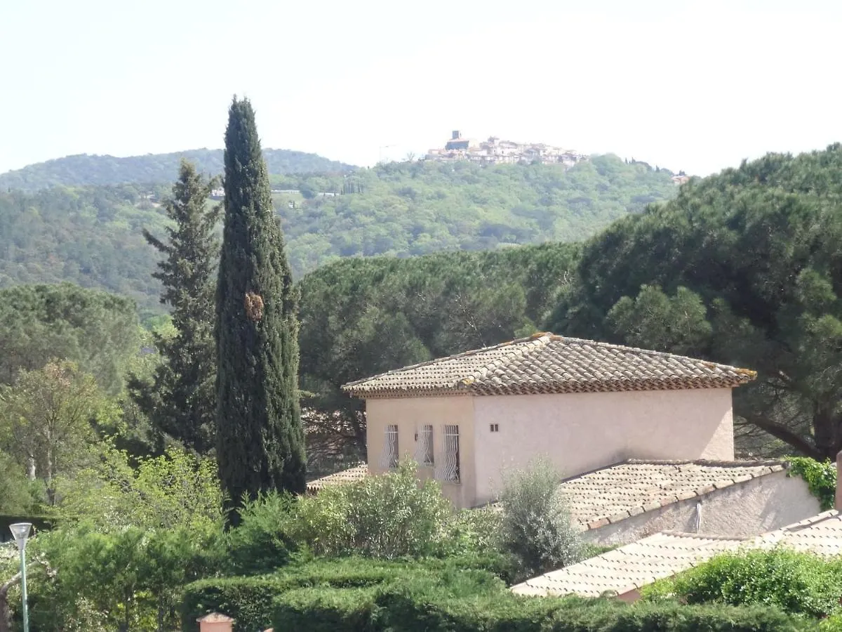 Holiday Home Le Hameau De Gassin 0*,  France